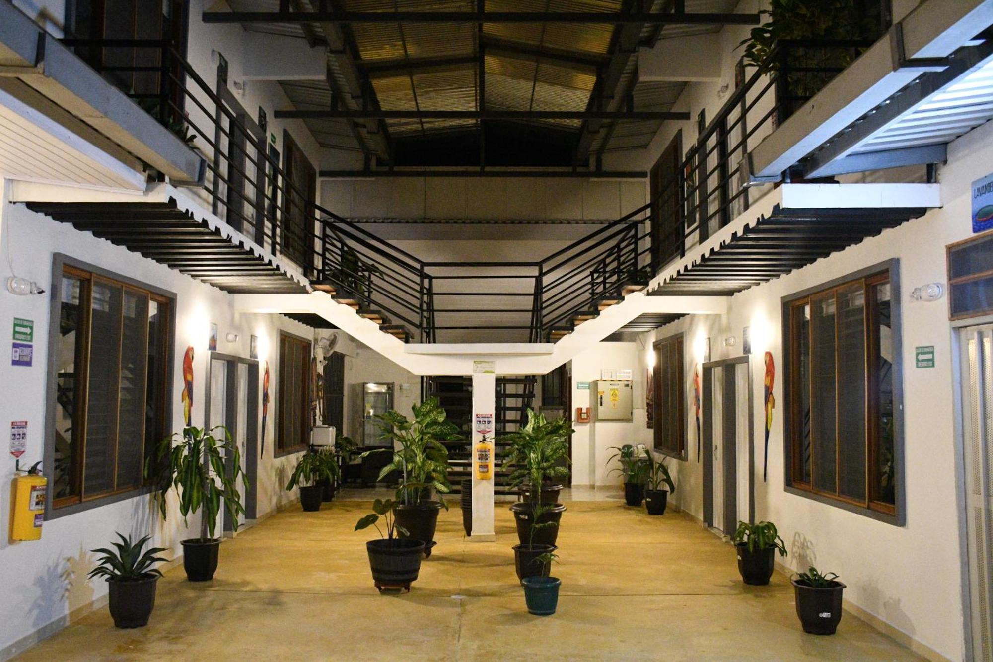 Cruz Roja - Turismo Solimoes Leticia Exterior foto